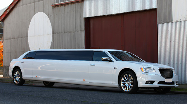 Canberra Chrysler limousine wine tours