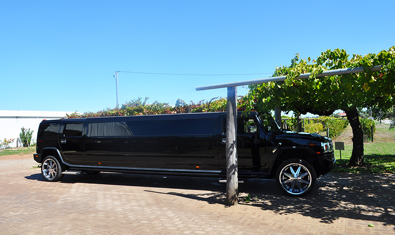 hummer limousine Canberra tours